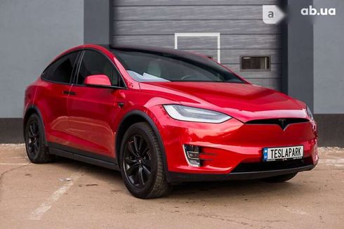 Tesla Model X 2018 - фото 10