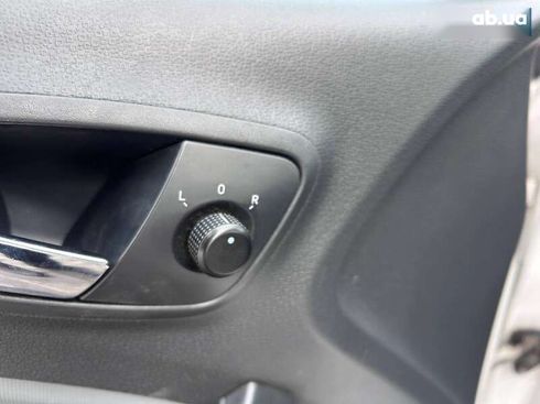 SEAT Ibiza 2012 - фото 16