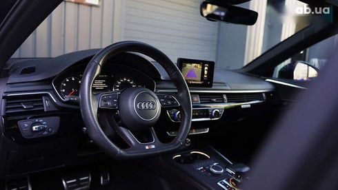 Audi A4 2018 - фото 26