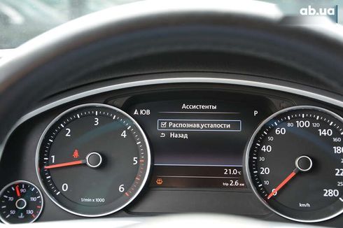 Volkswagen Touareg 2012 - фото 21