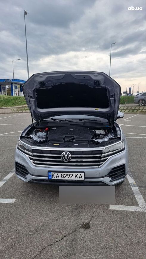 Volkswagen Touareg 2021 - фото 9