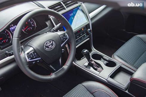 Toyota Camry 2015 - фото 17