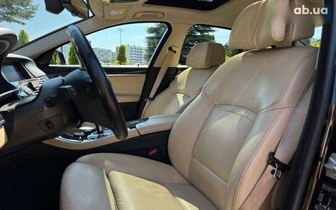 BMW 5 серия 2016 - фото 16