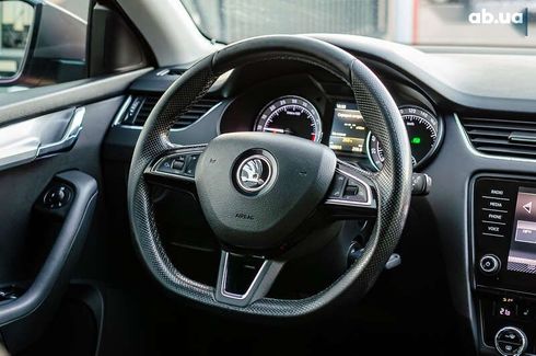 Skoda Octavia 2017 - фото 20