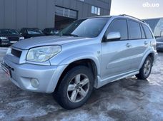 Продажа б/у Toyota RAV4 2004 года - купить на Автобазаре