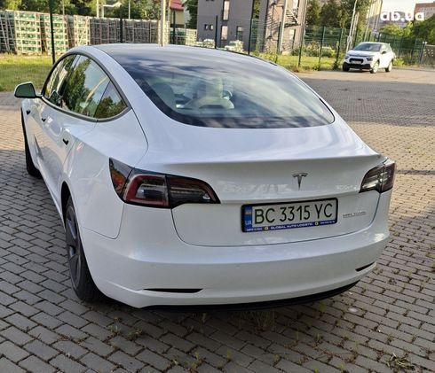 Tesla Model 3 2021 белый - фото 6