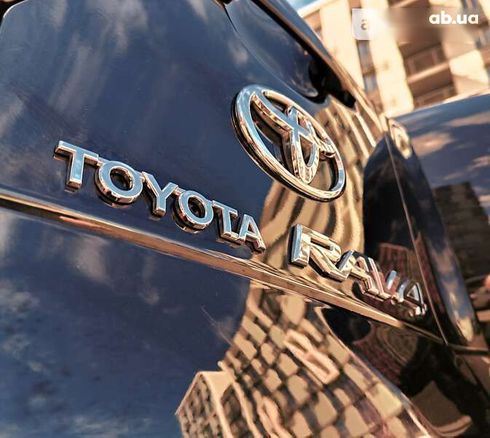 Toyota RAV4 2012 - фото 15