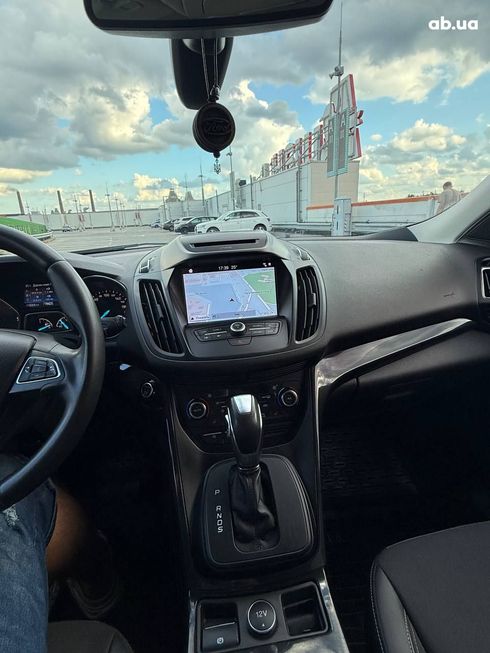 Ford Kuga 2019 - фото 10