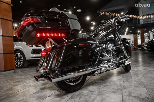 Harley-Davidson FLHTCUTG 2018 - фото 9