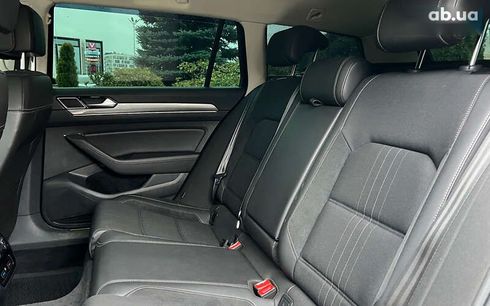 Volkswagen Passat 2015 - фото 21