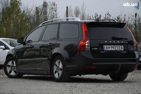 Volvo V50 2011 - фото 8