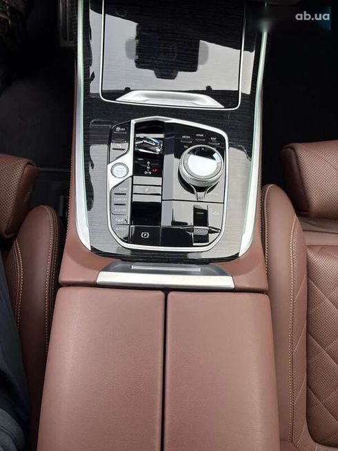 BMW X7 2022 - фото 20