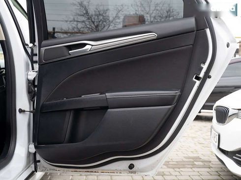 Ford Fusion 2017 - фото 29