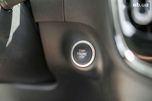 Volvo XC40 2020 - фото 29