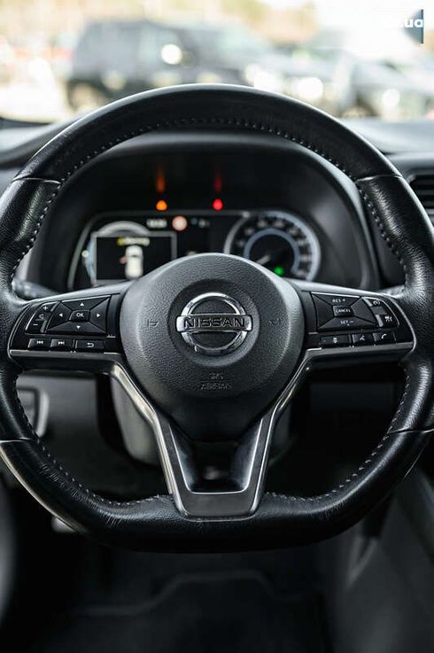 Nissan Leaf 2019 - фото 18