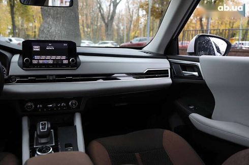 Mitsubishi Outlander 2022 - фото 15