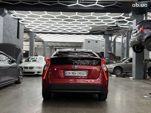 Toyota Prius 2016 - фото 6
