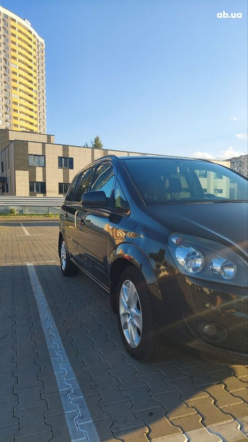 Opel Zafira 2012 черный - фото 10