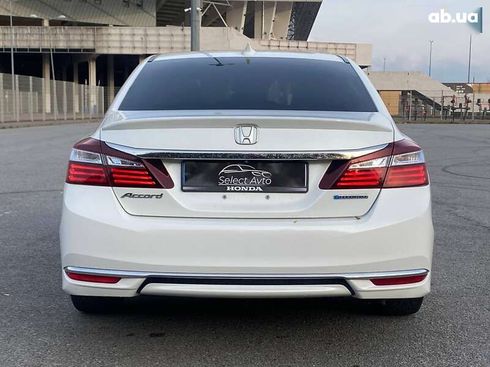Honda Accord 2017 - фото 3