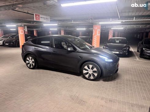 Tesla Model Y 2022 - фото 12