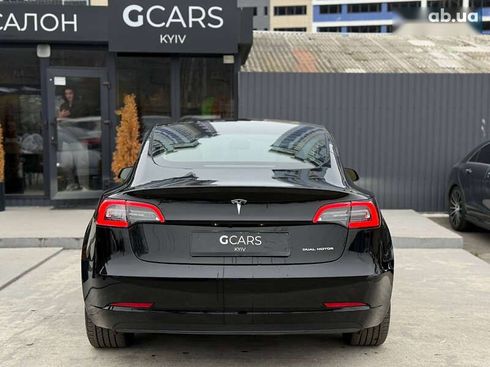 Tesla Model 3 2022 - фото 7