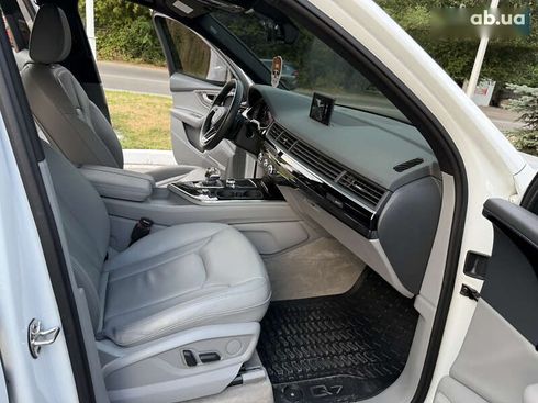 Audi Q7 2018 - фото 26