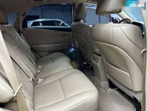 Lexus RX 2011 - фото 12
