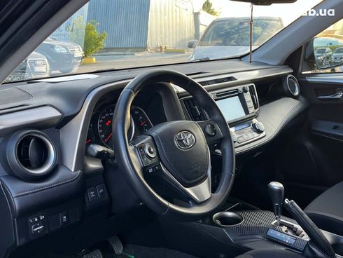 Toyota RAV4 2014 коричневый - фото 13