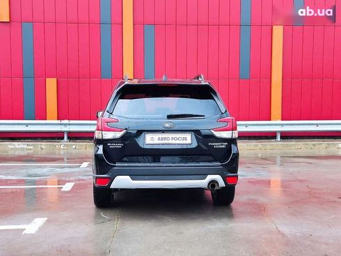 Subaru Forester 2019 - фото 7