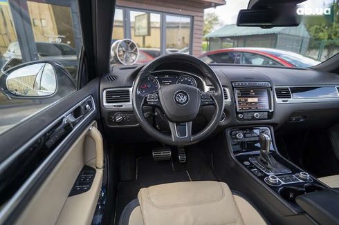 Volkswagen Touareg 2015 - фото 22