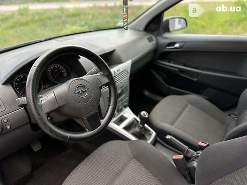 Opel Astra 2009 - фото 21