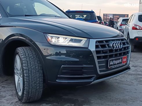 Audi Q5 2018 серый - фото 22