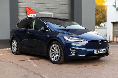 Tesla Model X 2016 - фото 10