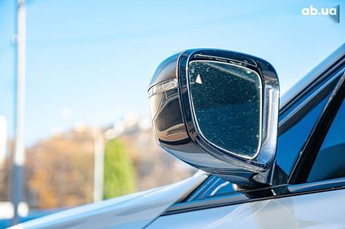 BMW 3 серия 2019 - фото 12