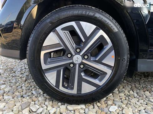 Hyundai Kona Electric 2022 - фото 25