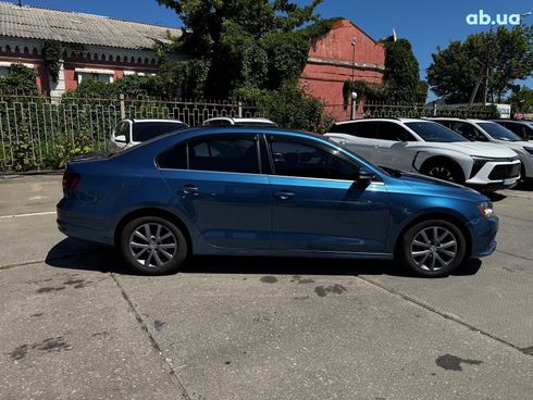 Volkswagen Jetta 2017 синий - фото 8
