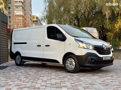 Renault Trafic 2016 - фото 8