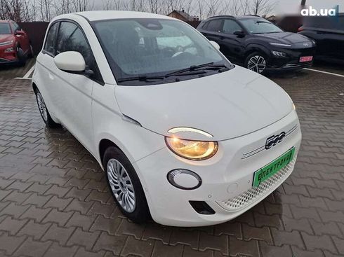 Fiat 500E 2023 - фото 2