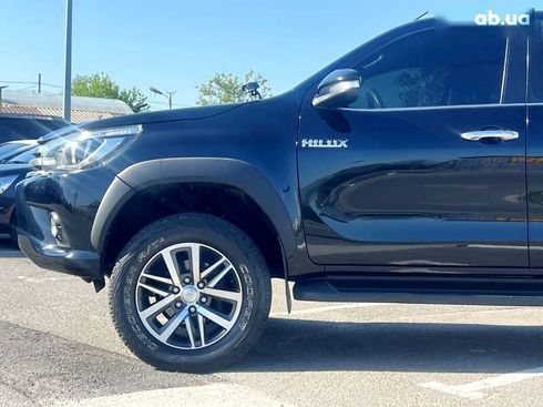 Toyota Hilux 2017 - фото 10