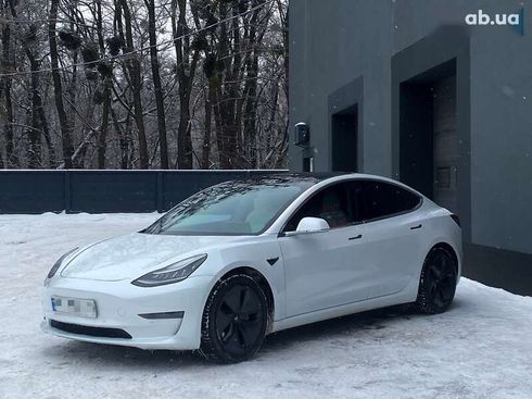 Tesla Model 3 2019 - фото 4