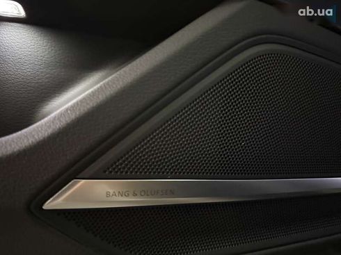 Audi A8 2021 - фото 27