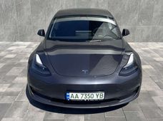 Продаж вживаних авто 2022 року - купити на Автобазарі