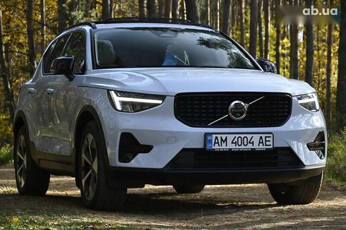 Volvo XC40 2024 - фото 11