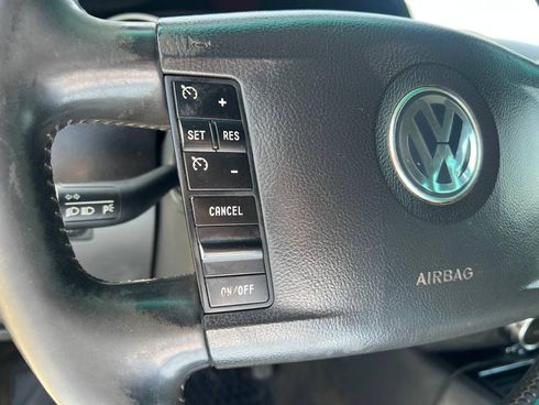 Volkswagen Touareg 2008 черный - фото 18