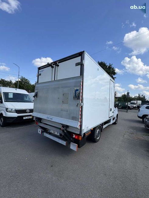 Renault Master 2021 - фото 8