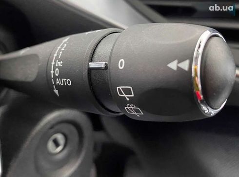 Peugeot 308 2020 - фото 18