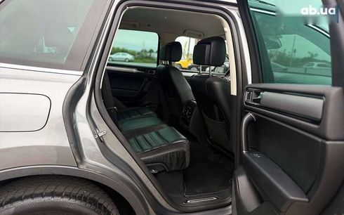 Volkswagen Touareg 2017 - фото 30