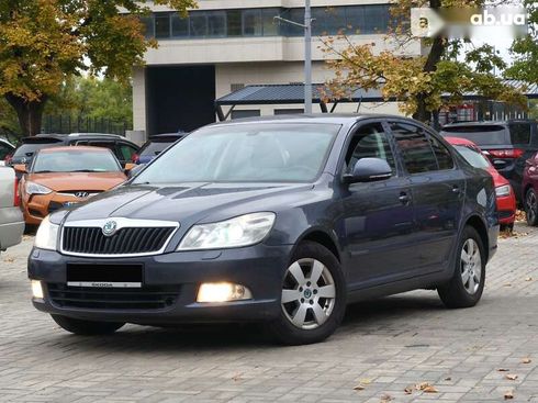 Skoda Octavia 2011 - фото 2