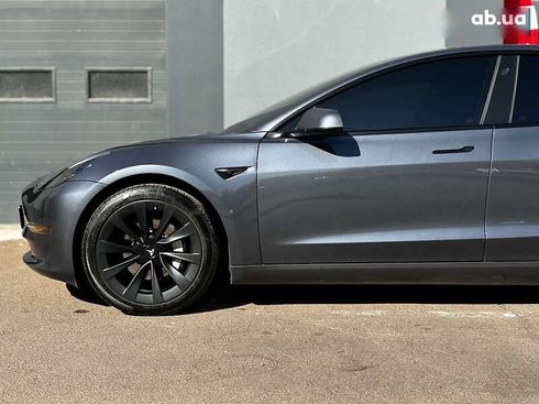 Tesla Model 3 2023 - фото 4
