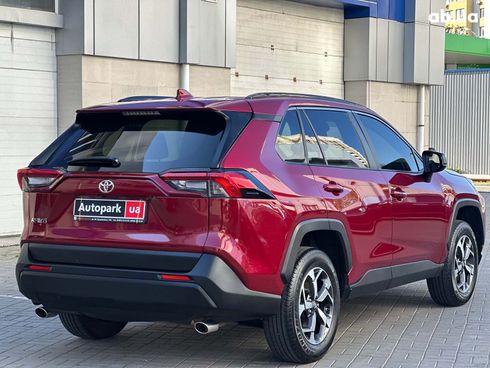 Toyota RAV4 2020 красный - фото 7